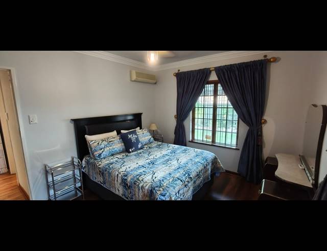 3 BEDROOM TOWNHOUSE FOR SALE IN PROTEA PARK